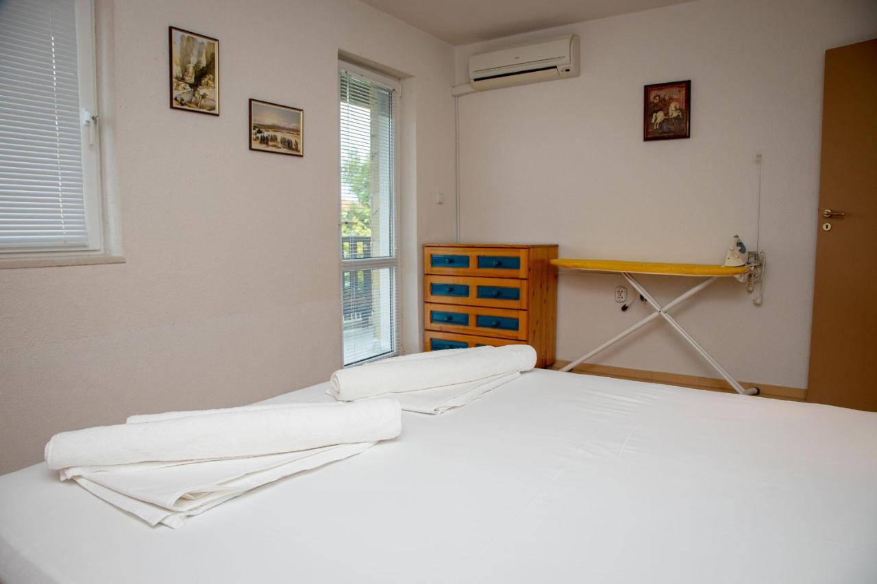 Villa Beni - 4 Bedroom Private House By Flаt Manаger Lozenets Dış mekan fotoğraf