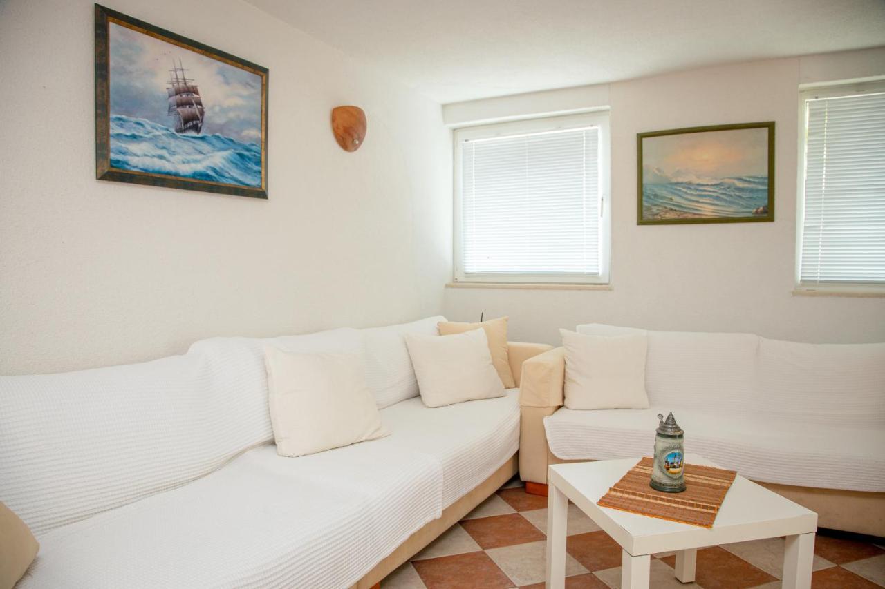 Villa Beni - 4 Bedroom Private House By Flаt Manаger Lozenets Dış mekan fotoğraf