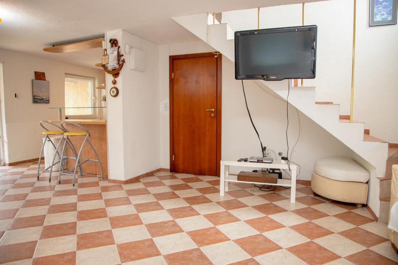 Villa Beni - 4 Bedroom Private House By Flаt Manаger Lozenets Dış mekan fotoğraf